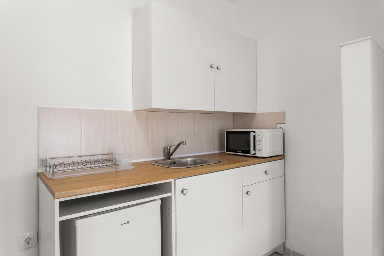 Nikolas Apartments Stoupa Levktron Luaran gambar