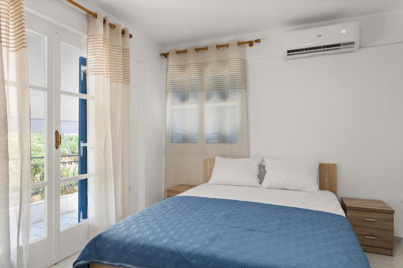 Nikolas Apartments Stoupa Levktron Luaran gambar