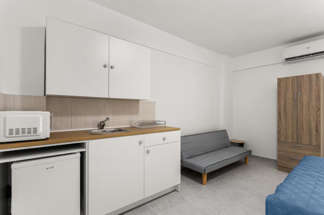 Nikolas Apartments Stoupa Levktron Luaran gambar